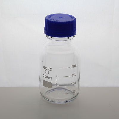 Flaska med blått lock för labb 250 ml